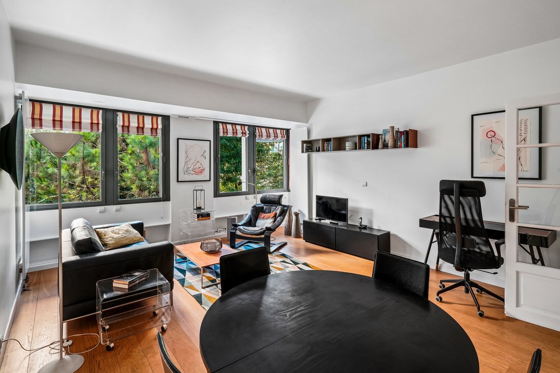 Apartment in Chaillot, Paris 16e Arrondissement, Paris 2 - 19052186