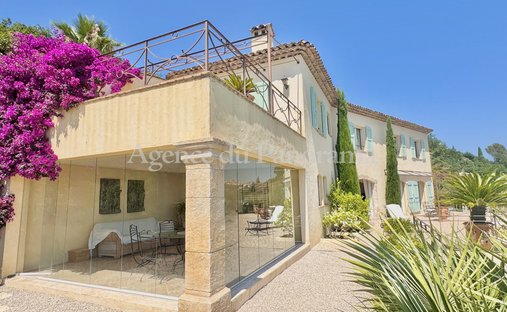 Villa in Spéracèdes, Provence-Alpes-Côte d'Azur, Frankreich 1