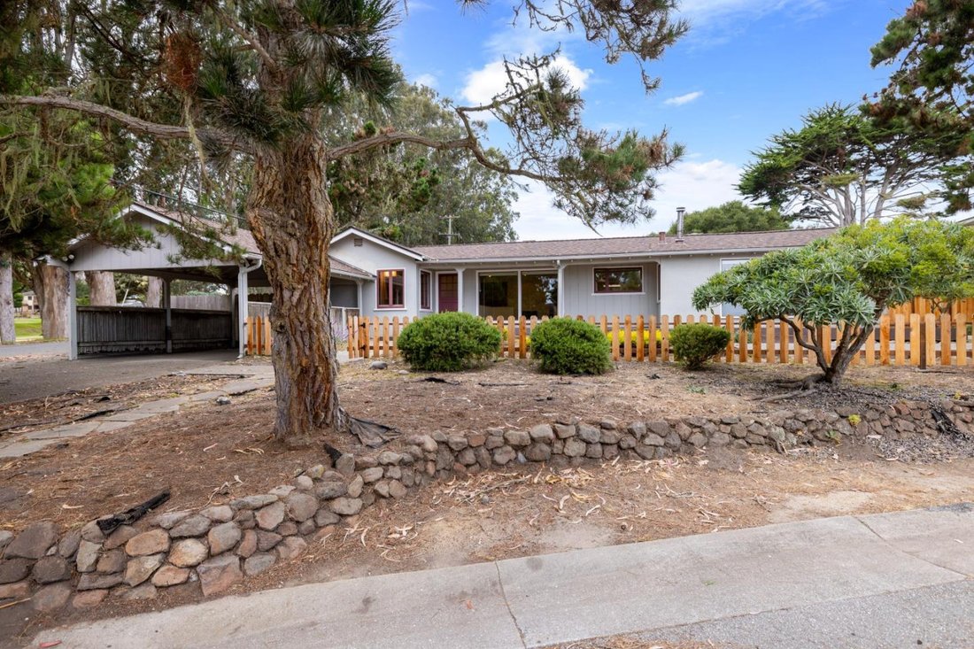House in Pacific Grove, California, United States 2 - 19054008