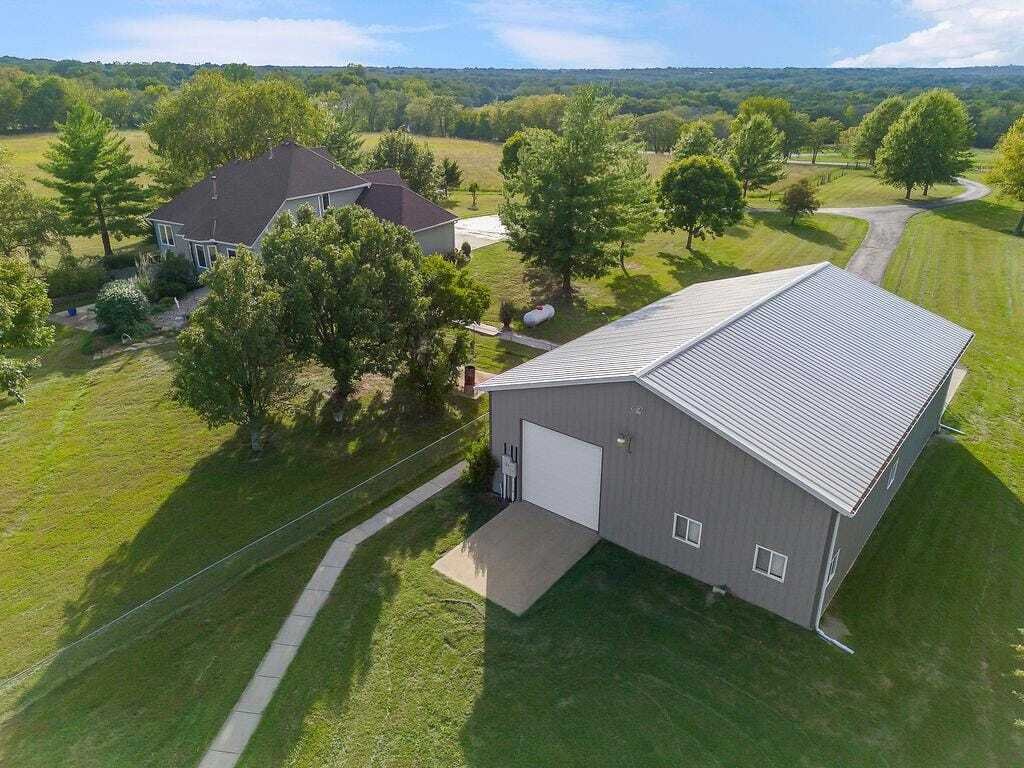 House in Pleasant Hill, Missouri, United States 4 - 19026545