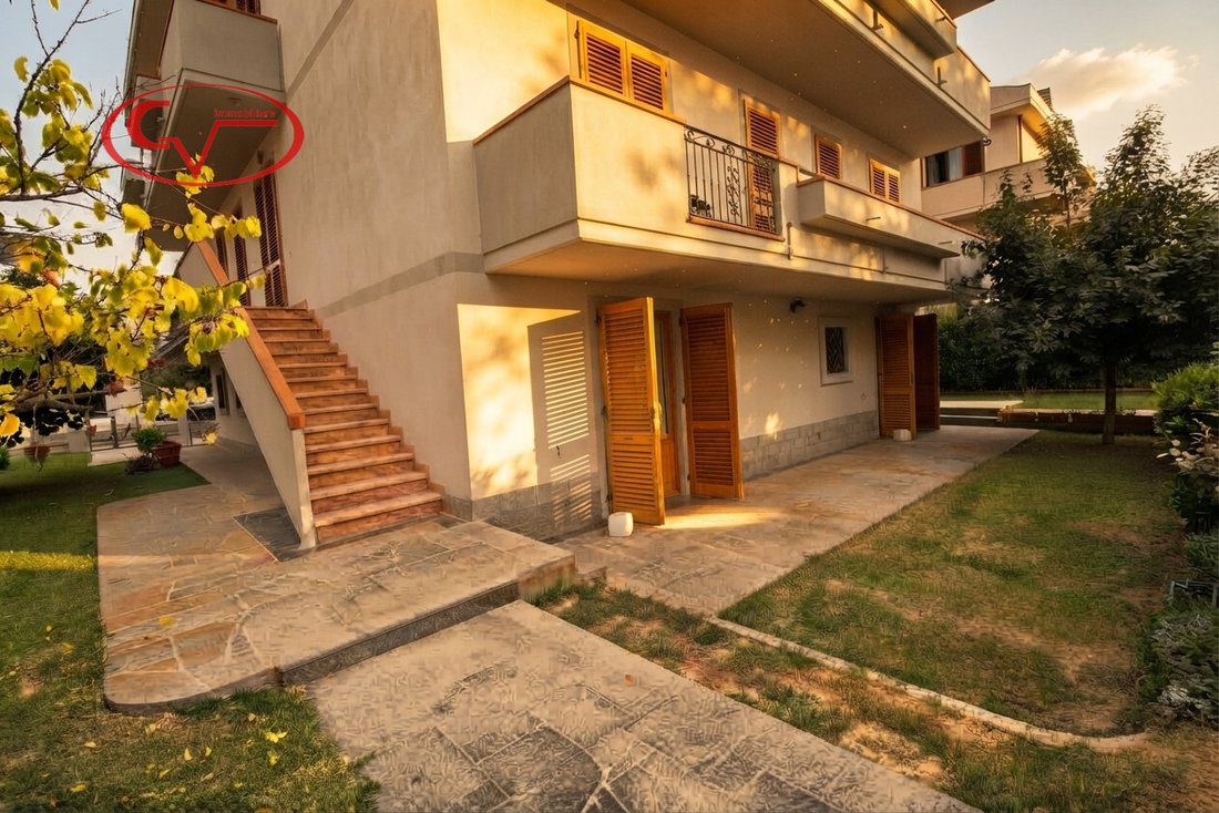 Villa en Centro, Montevarchi, Italia 4 - 19055507