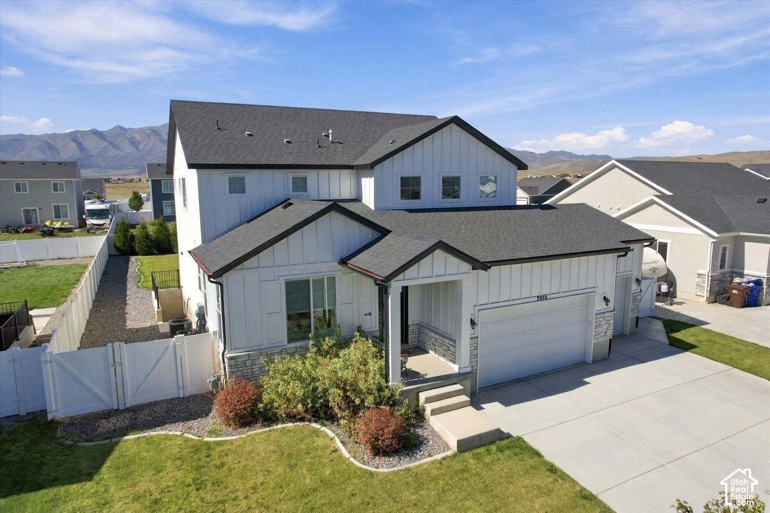 House in Eagle Mountain, Utah, United States 3 - 19051073