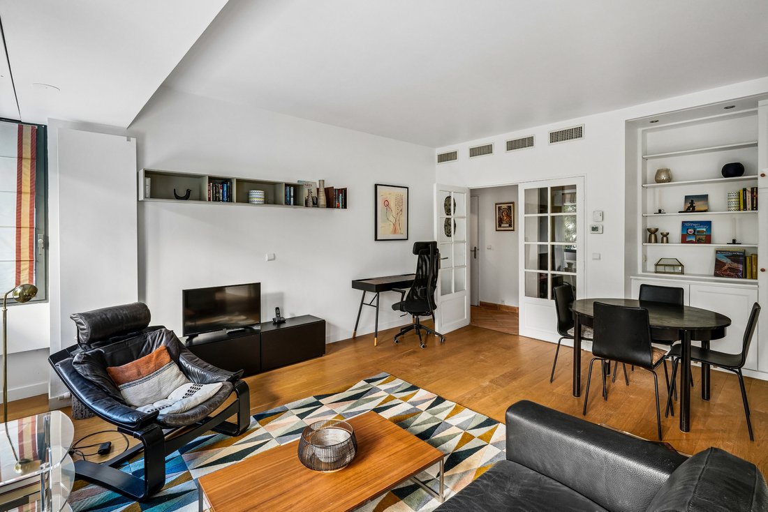 Apartment in Chaillot, Paris 16e Arrondissement, Paris 4 - 19052186