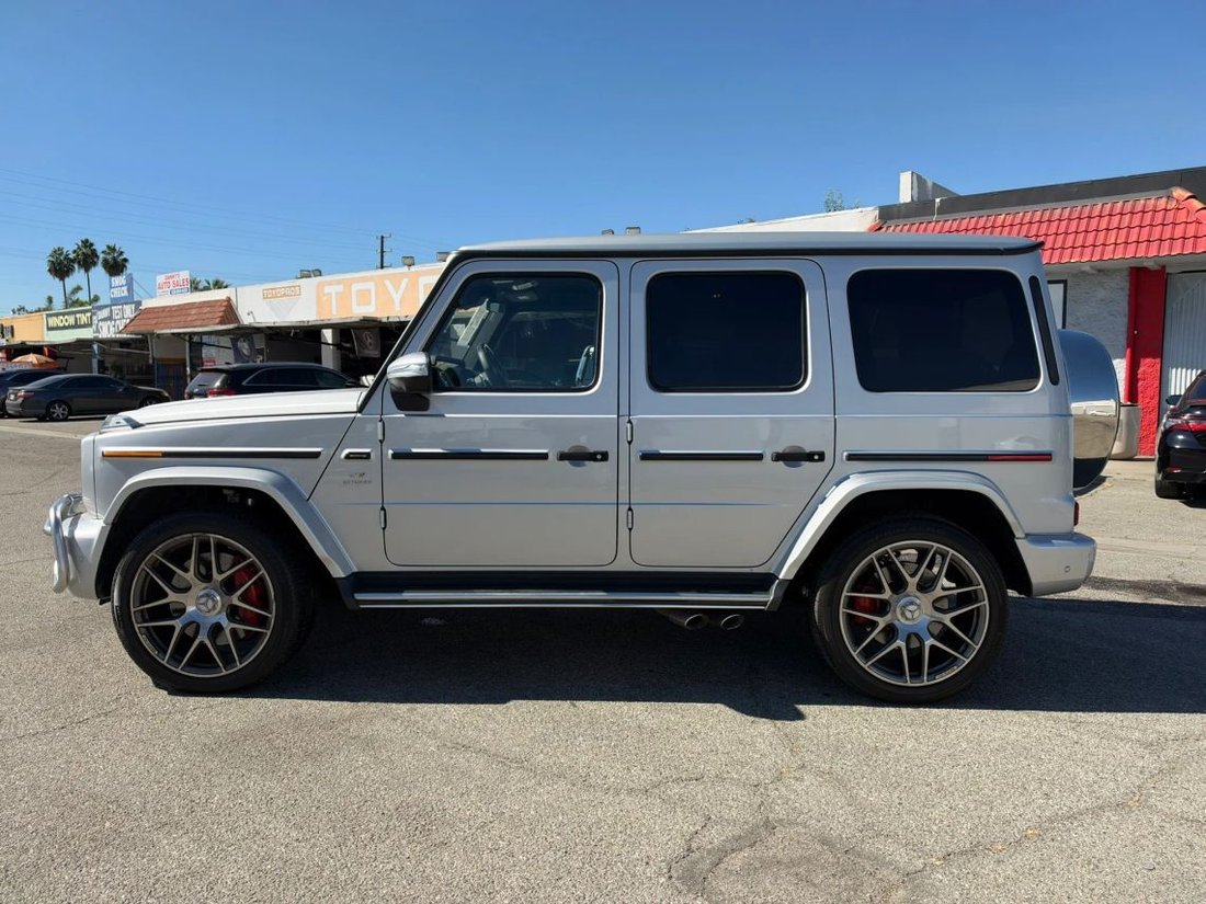 Suv in Azusa, CA, United States 4 - 19055568