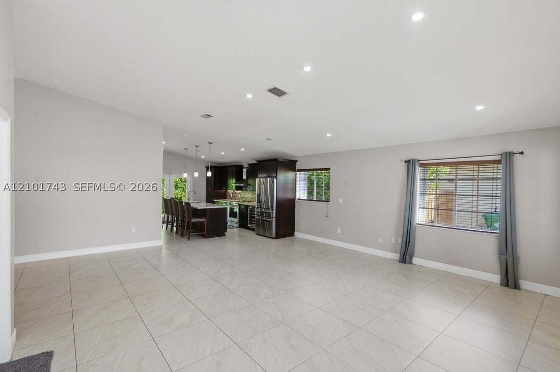 Casa a Cutler Bay, Florida, Stati Uniti 3 - 19054378