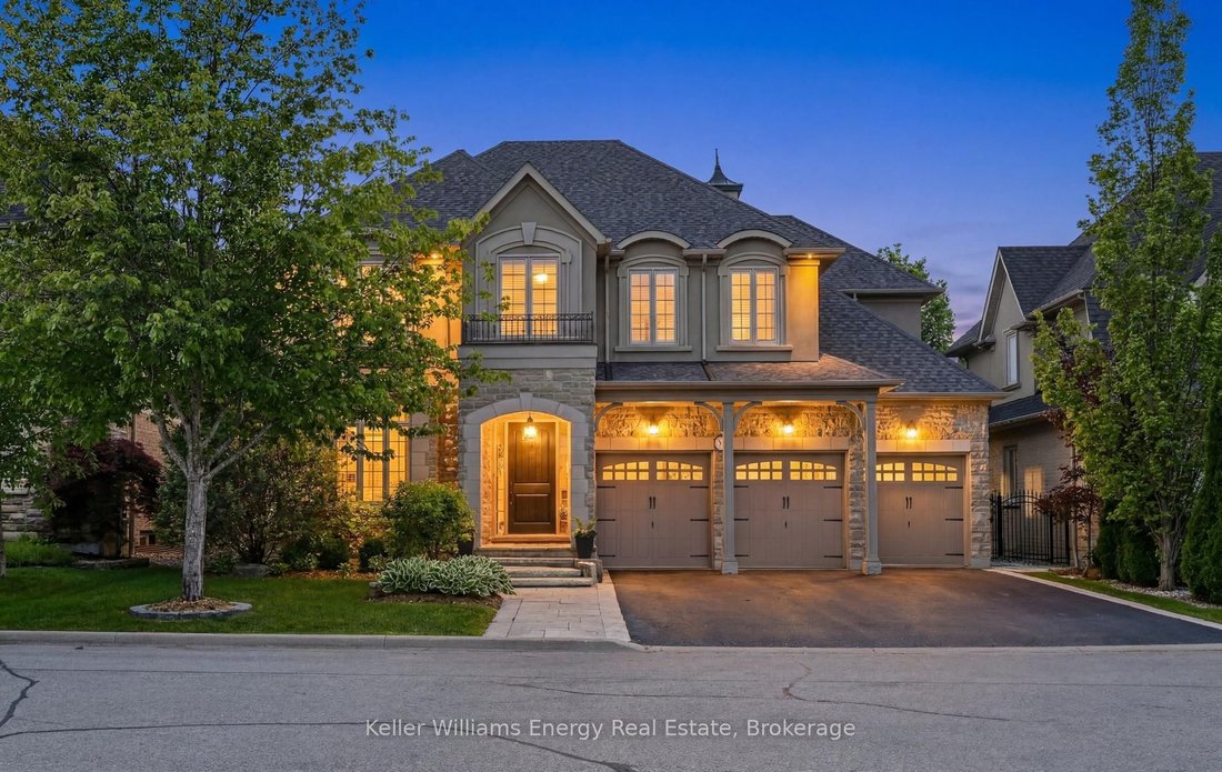 House in Whitby, Ontario, Canada 1 - 19056110