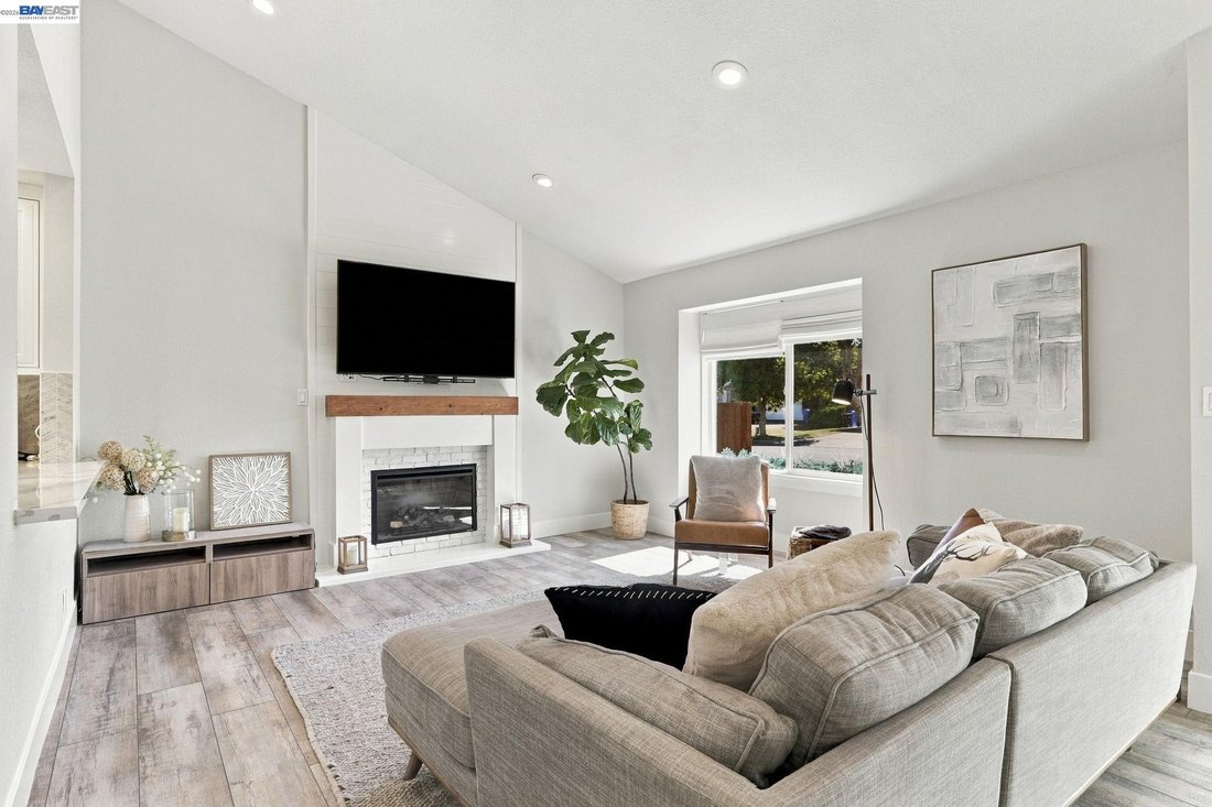 Casa a Newark, California, Stati Uniti 4 - 19054025