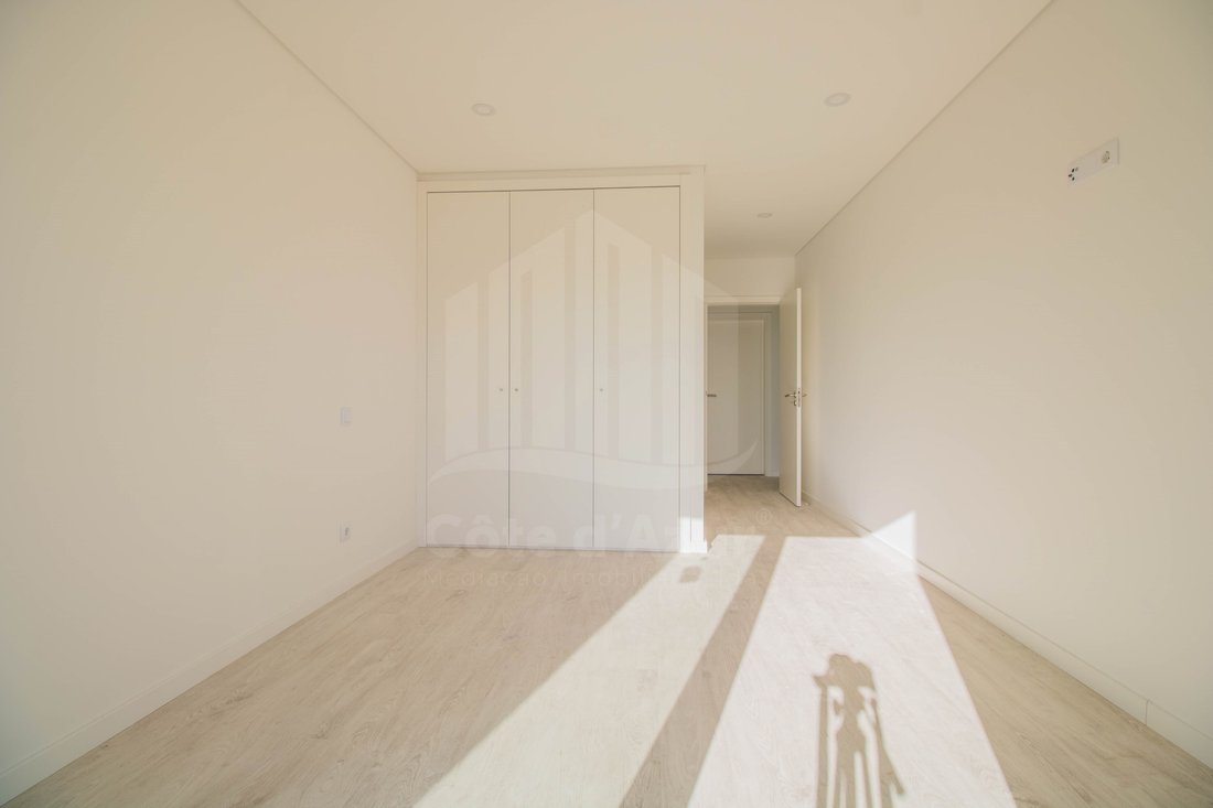 Apartment in Seixal, Arrentela e Aldeia de Paio Pires, Setubal, Portugal 2 - 19052312