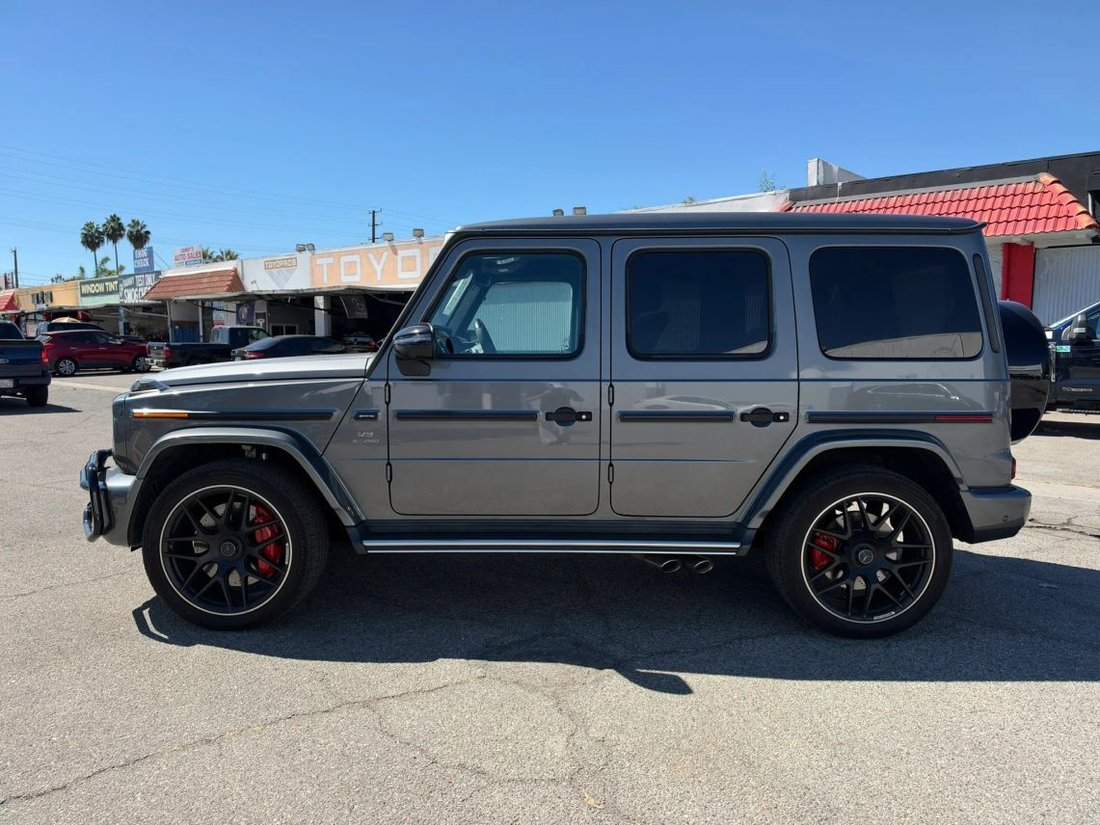 Suv in Azusa, CA, United States 4 - 19055590