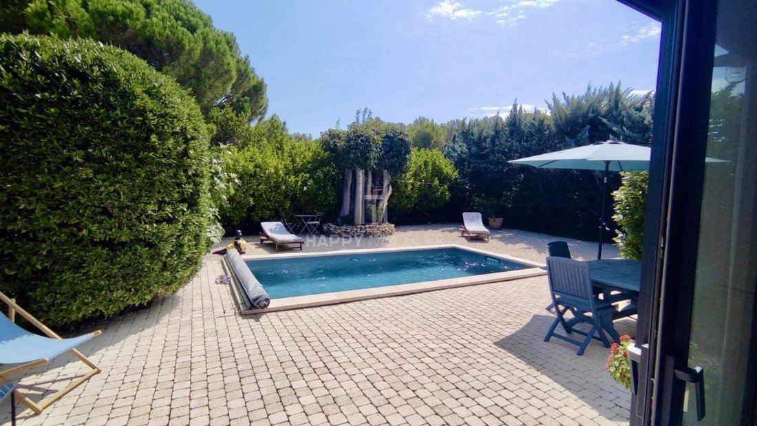 Villa in Fontvieille, Provence-Alpes-Côte d'Azur, France 3 - 19055341