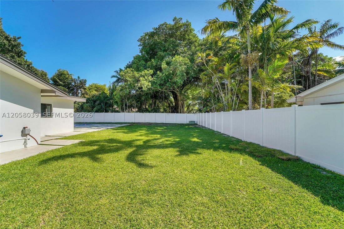 Maison à Cutler Bay, Floride, États-Unis 4 - 18493446