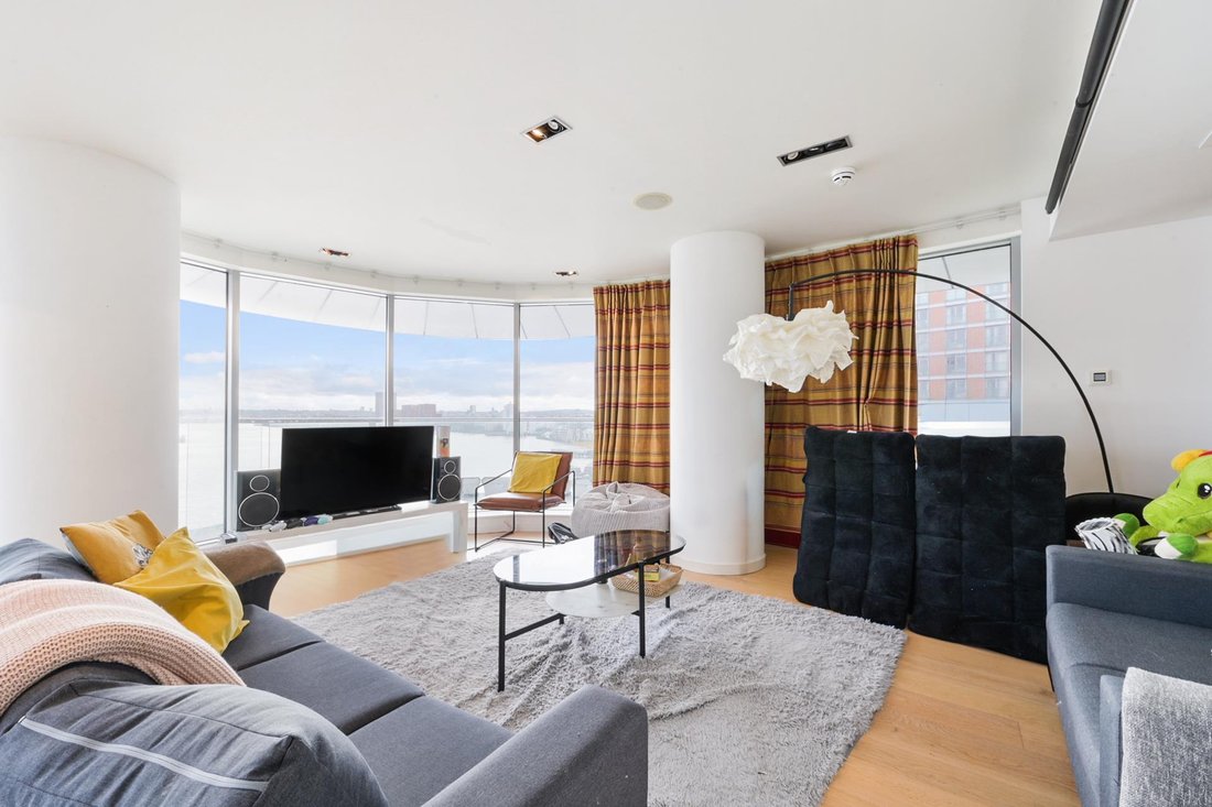 Appartement à Poplar, Tower Hamlets, Angleterre 1 - 16891270