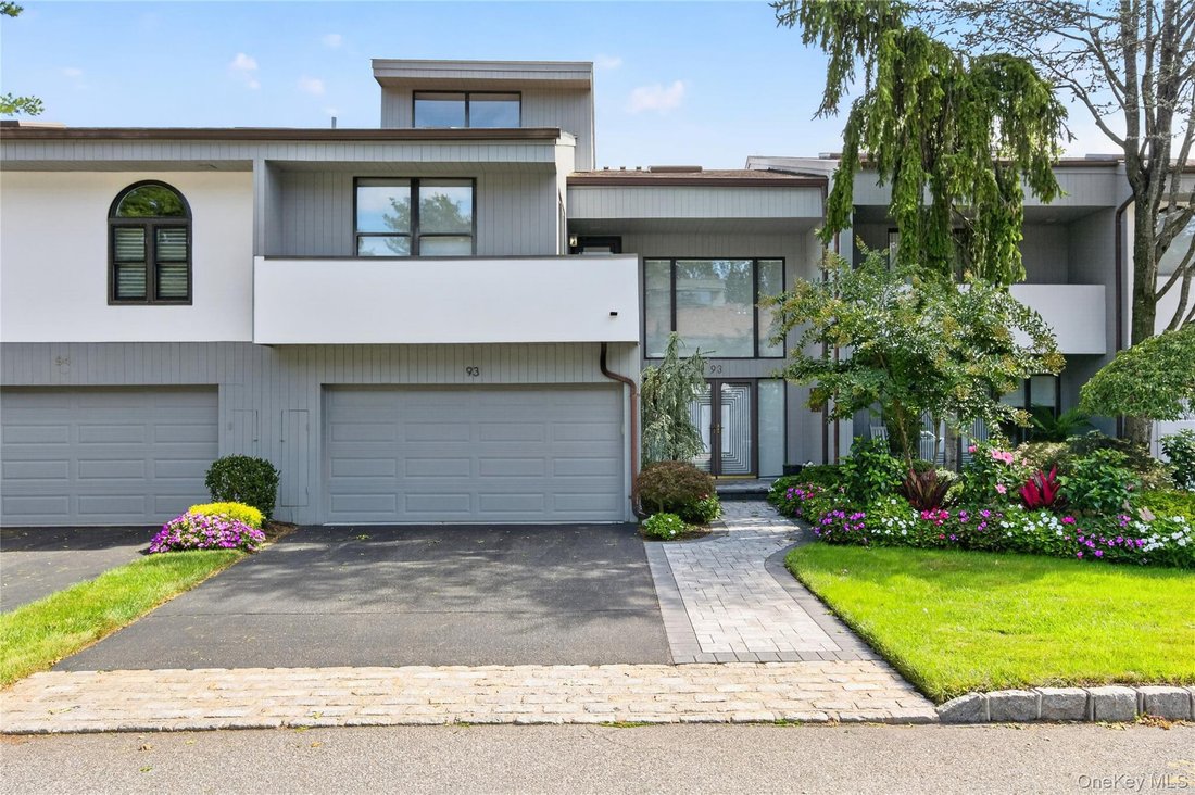 Condo in Woodbury, New York, United States 1 - 19050799