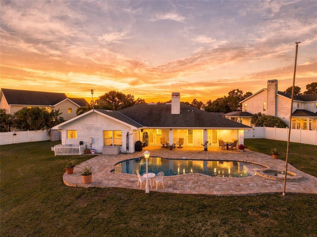 Casa a Madeira Beach, Florida, Stati Uniti 3 - 19053836