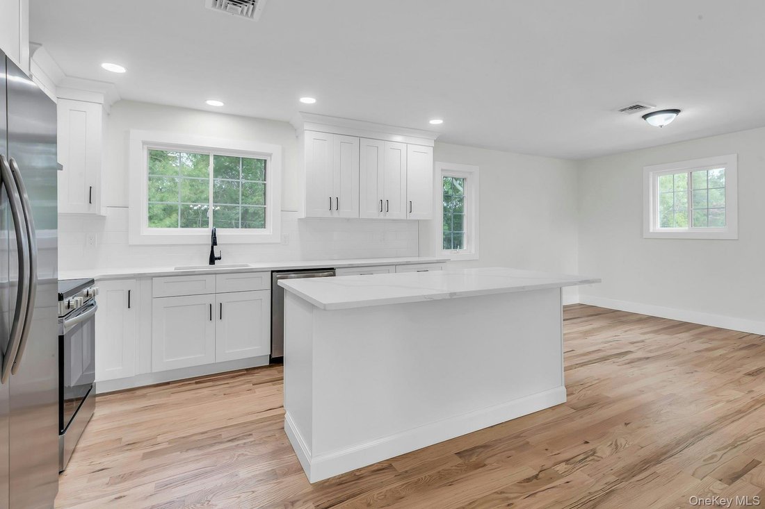 Casa en Holtsville, Nueva York, Estados Unidos 3 - 19055147