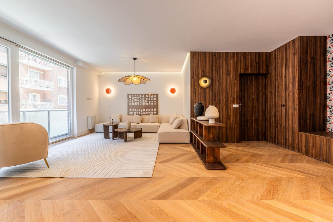Appartamento a Chamberí, Madrid, Spagna 2 - 19054339