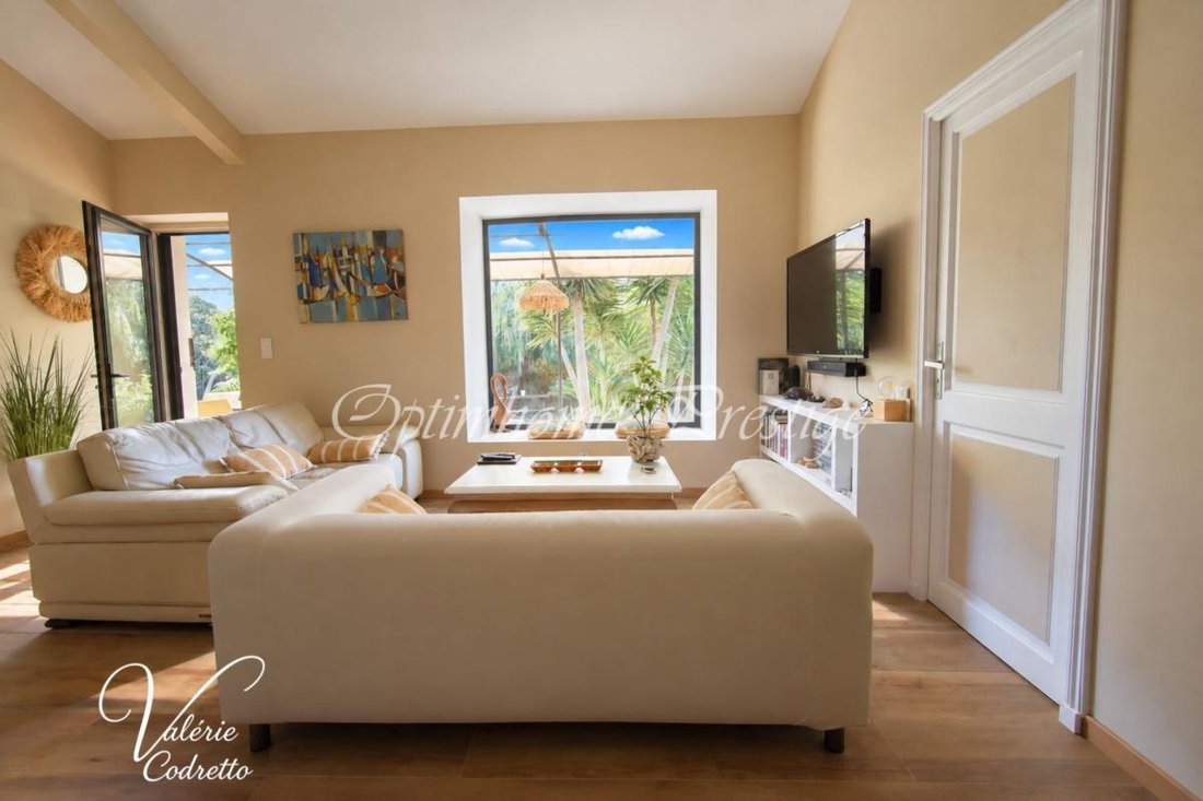 Villa en Hyères, Provenza-Alpes-Costa Azul, Francia 4 - 19052033