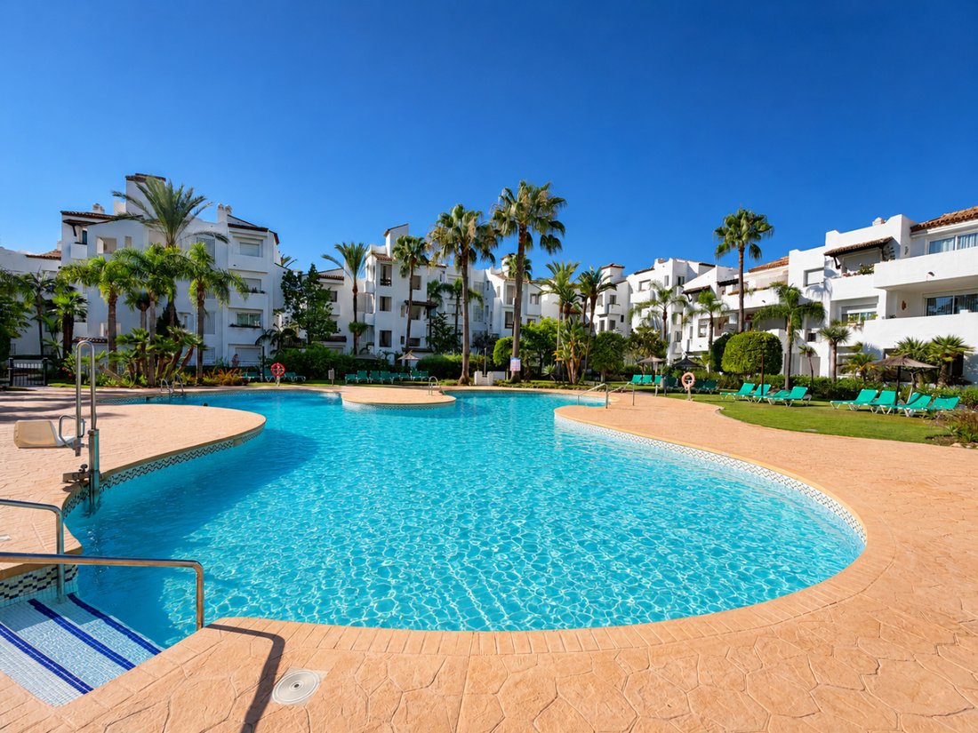 Apartamento en Cancelada, Estepona, Andalucía 1 - 19051729