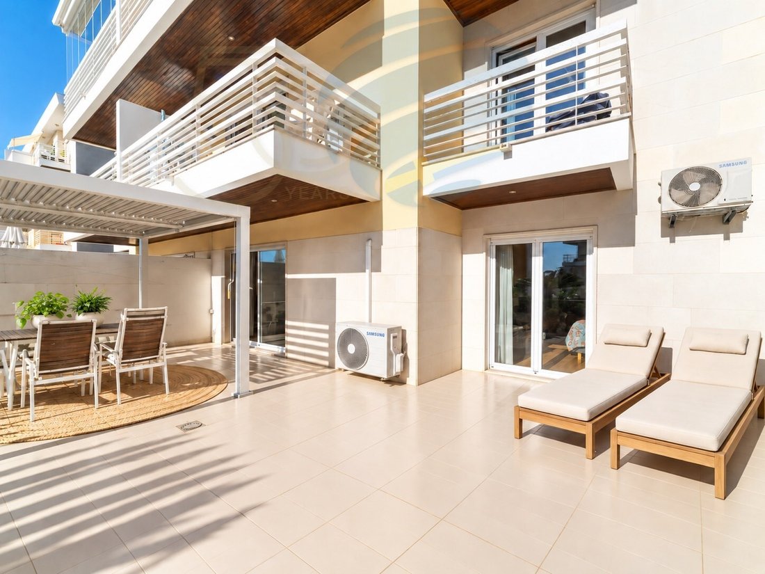 Apartment in Carcavelos e Parede, Lisbon, Portugal 3 - 19052266