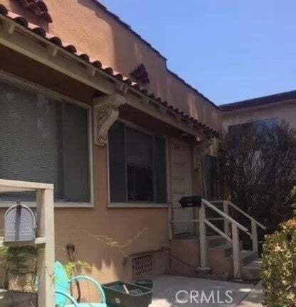 Los Angeles, California, United States 2 - 19054672