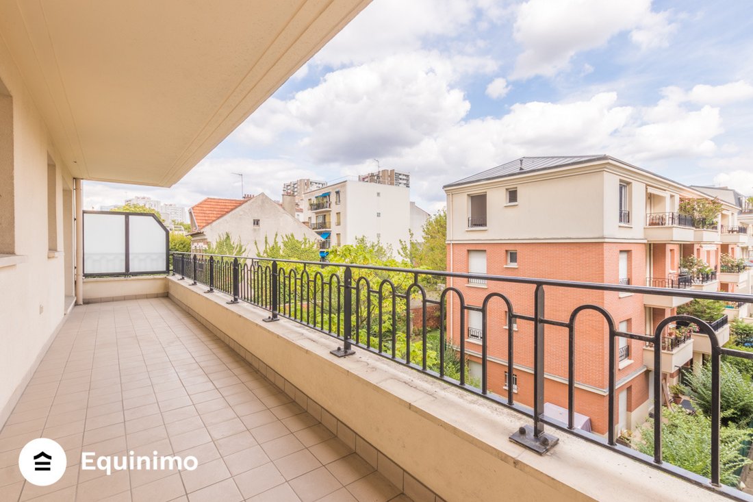 Apartment in Les Lilas, Ile-de-France, France 1 - 19054903