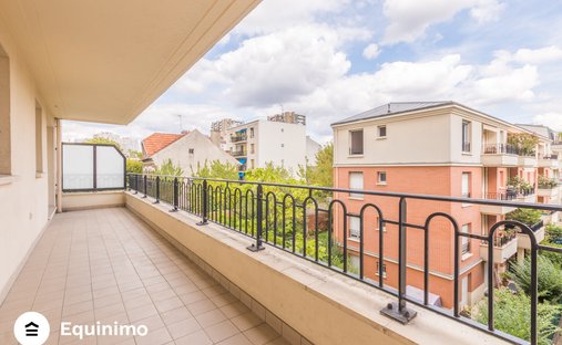 Apartment in Les Lilas, Ile-de-France, France 1