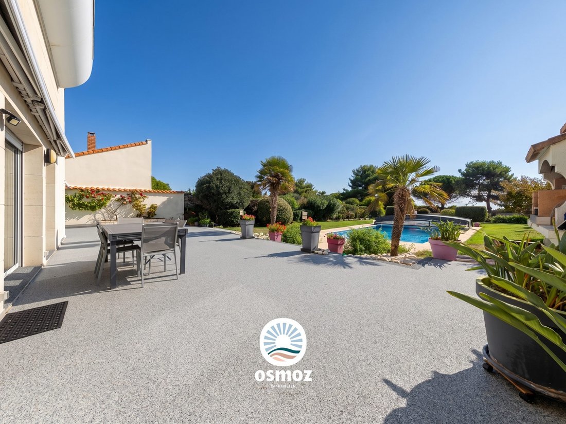 Villa in Port Neuf, La Rochelle, France 2 - 19056446