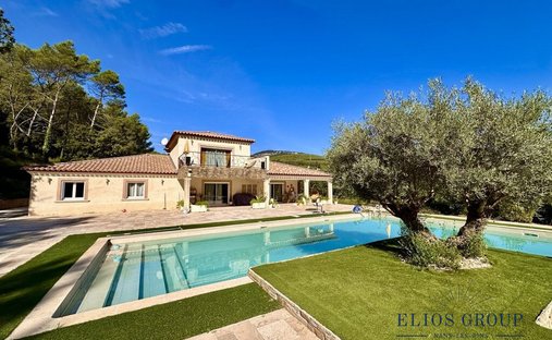 House in Besse-sur-Issole, Provence-Alpes-Côte d'Azur, France 1