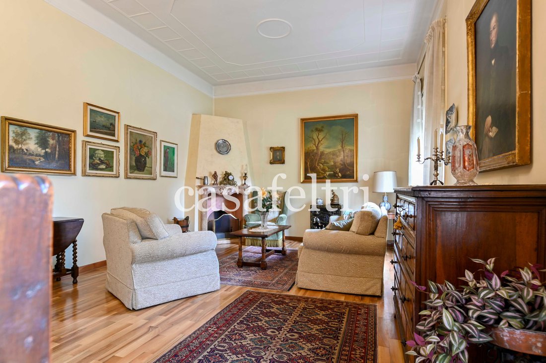 Villa in Sant'Alessandro, Bergamo, Italy 2 - 19054328