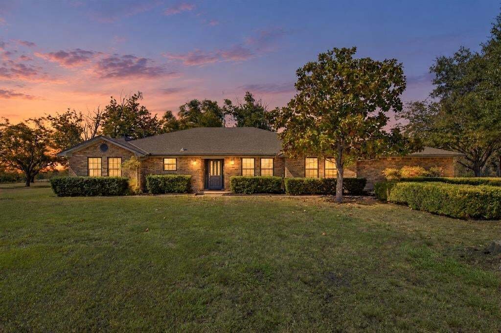 House in Farmersville, Texas, United States 2 - 19054762