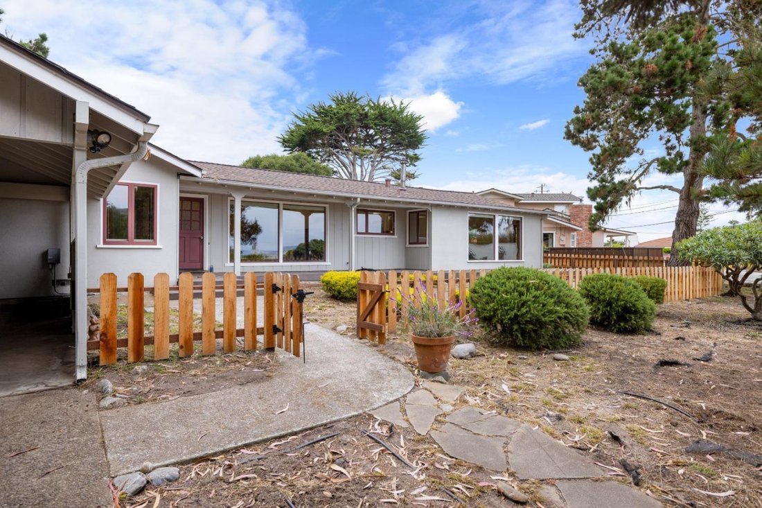 House in Pacific Grove, California, United States 5 - 19054008