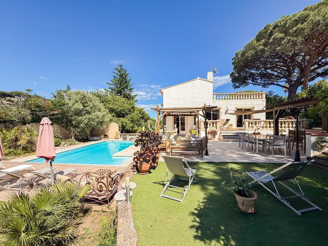 Villa in Nartelle-Noyer-Bellevue-bd des Sardinaux, Sainte-Maxime, France 2 - 19051875