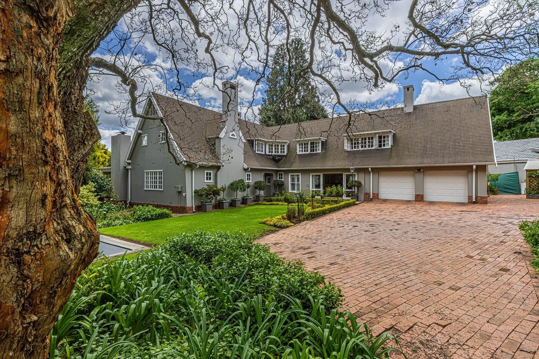 House in Saxonwold, Randburg, South Africa 2 - 19053660