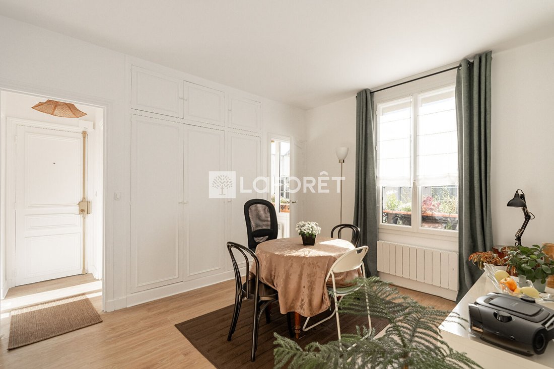 Apartment in Bois de Boulogne, Paris 16e Arrondissement, Paris 4 - 19052429