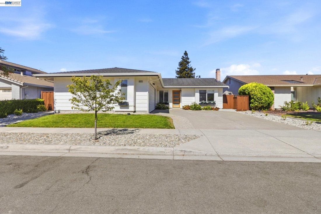 Casa a Newark, California, Stati Uniti 2 - 19054025