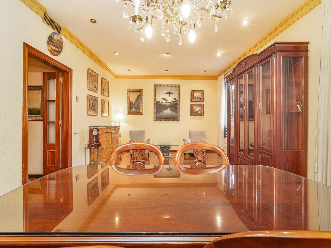 Appartamento a Eixample, Barcellona, Spagna 2 - 19051338