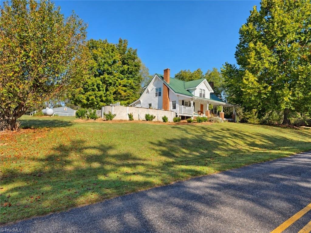 Maison à Westfield, Caroline du Nord, États-Unis 2 - 19054175