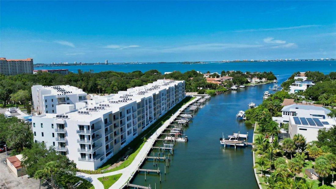 Condo in Sarasota, Florida, United States 2 - 19051319