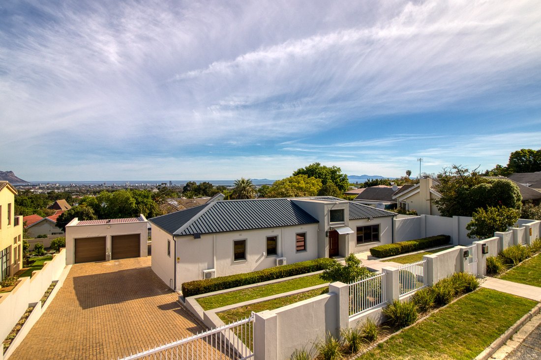 Country House in Greenway Rise, Helderberg, Cape Town 2 - 19052604