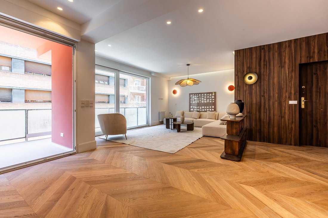 Appartamento a Chamberí, Madrid, Spagna 3 - 19054339