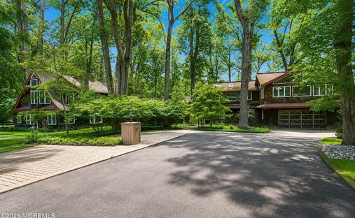 House in Lincroft, New Jersey, United States 1