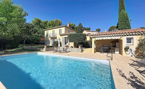 Villa in Charbonnières-Montagnié, Villeneuve-lès-Avignon, Frankreich 1
