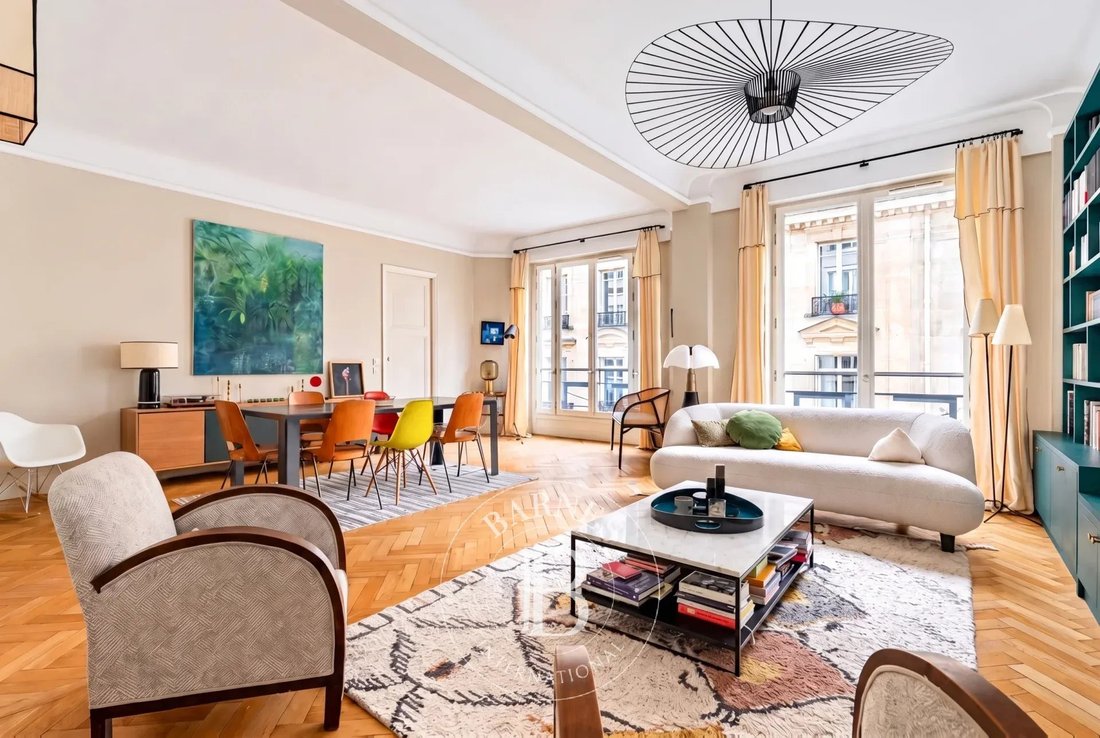 Apartamento en Porte Dauphine, Paris 16e Arrondissement, París 1 - 19051701