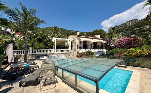 House in Supérieur, Beausoleil, France 1