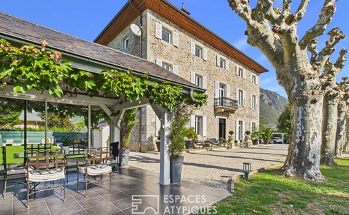 Villa à Francin, Porte-de-Savoie, France 1