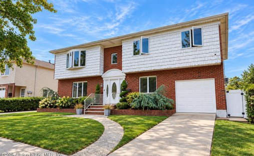House in New York, New York, United States 1