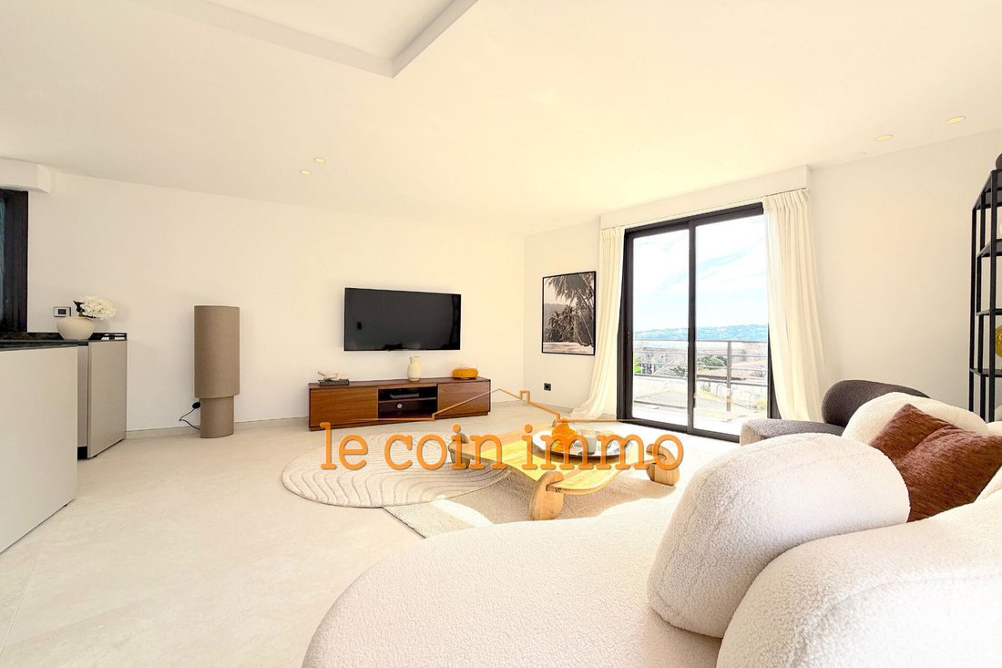 Apartamento en Les Cougoulins-Rastines, Antibes, Francia 1 - 16656716