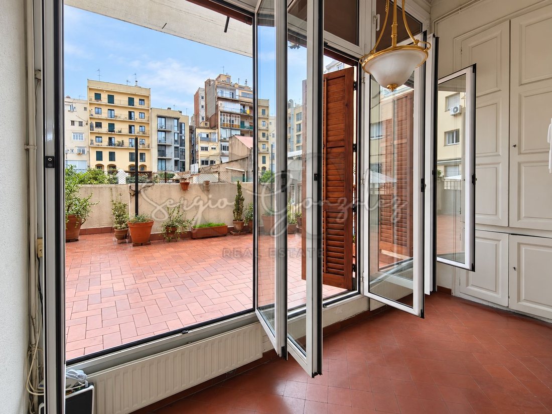 Apartment in Eixample, Barcelona, Spain 3 - 19055437