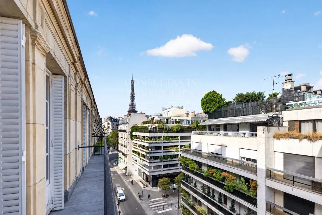 Apartment in Gros Caillou, Paris 7e Arrondissement, Paris 2 - 19051796