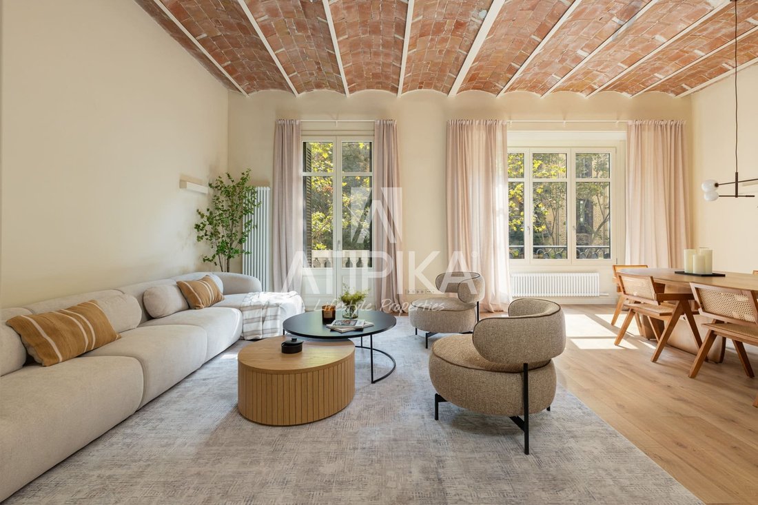 Apartment in Eixample, Barcelona, Spain 3 - 19055000